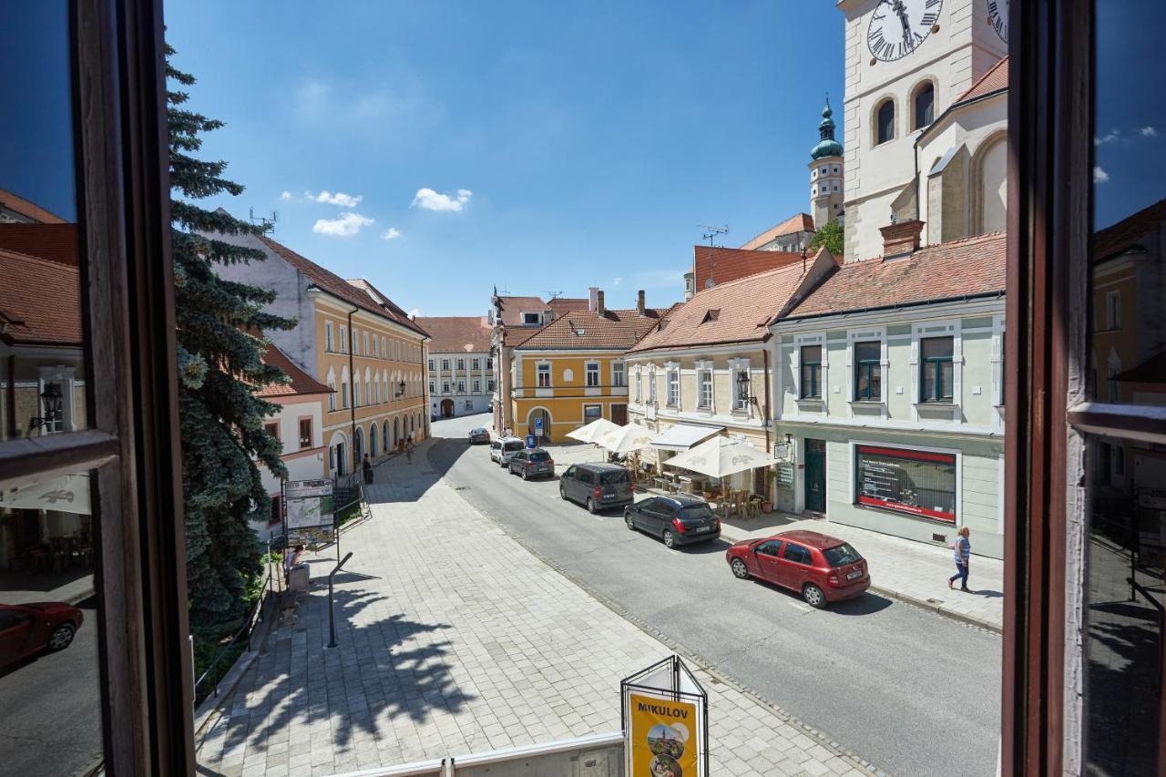 Vivaldi Apartments Mikulov Exterior foto