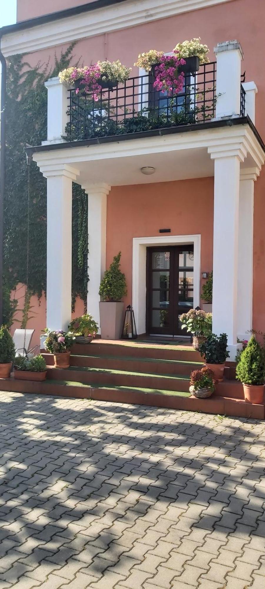 Vivaldi Apartments Mikulov Exterior foto